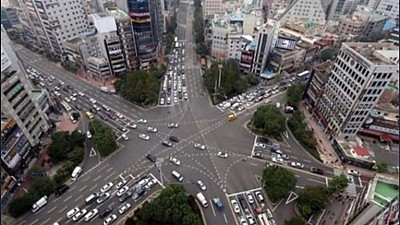 여기서 운전하면 세상 어디도 할 수 있다